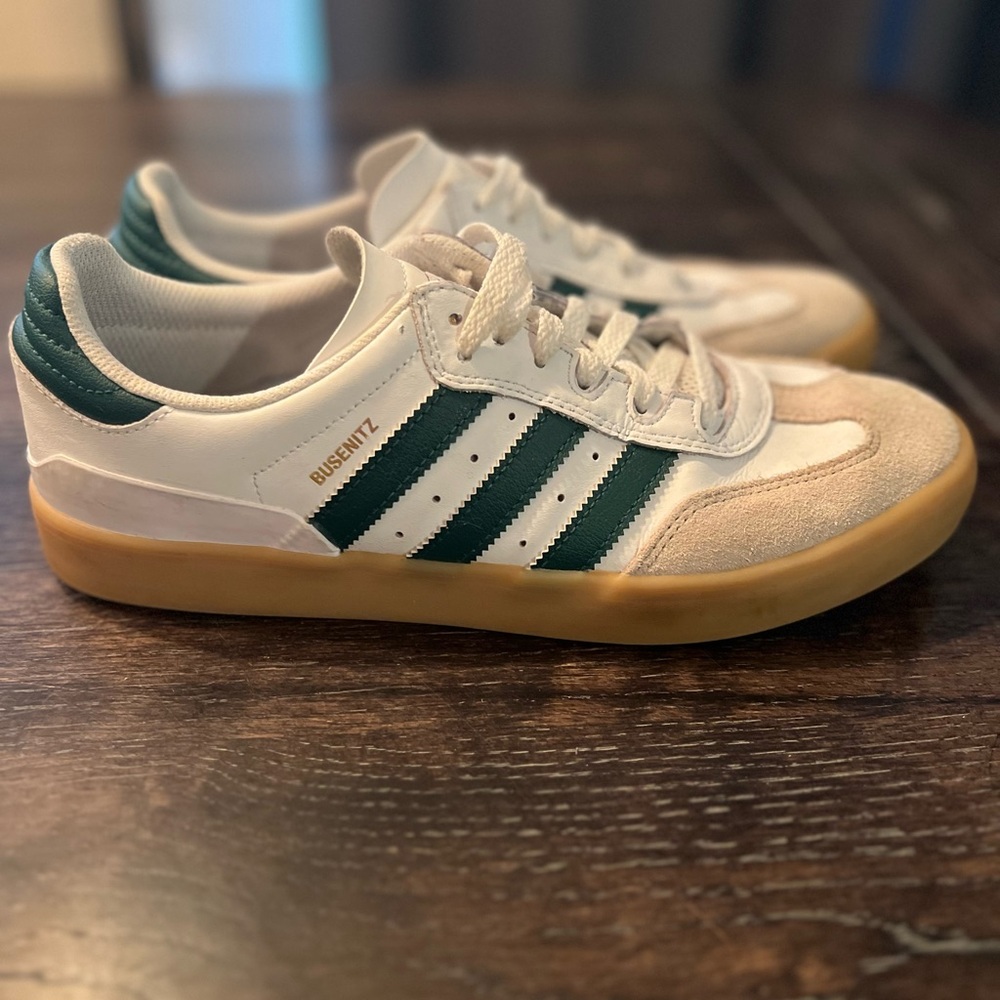 Adidas Busenitz size 10 like new